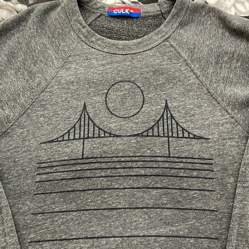 Gray Culk Bay sweatshirt.